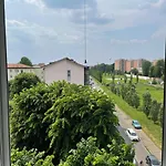 Stanza In Appartamento Luminoso E Silenzioso