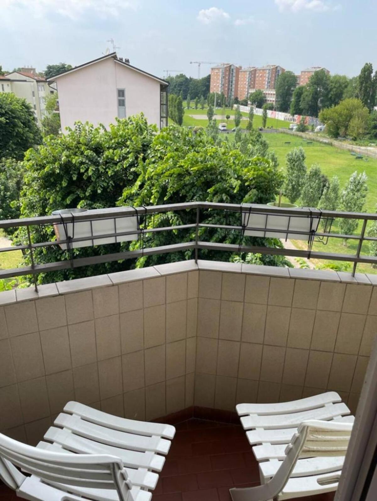 Stanza In Luminoso E Silenzioso Privatunterkunft Mailand